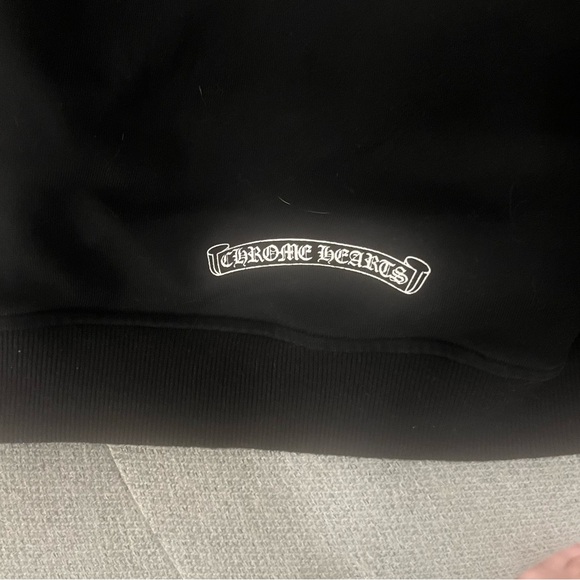 Chrome Hearts Horseshoe Floral Cross Sleeve Zip Up Hoodie - Picture 4 of 6